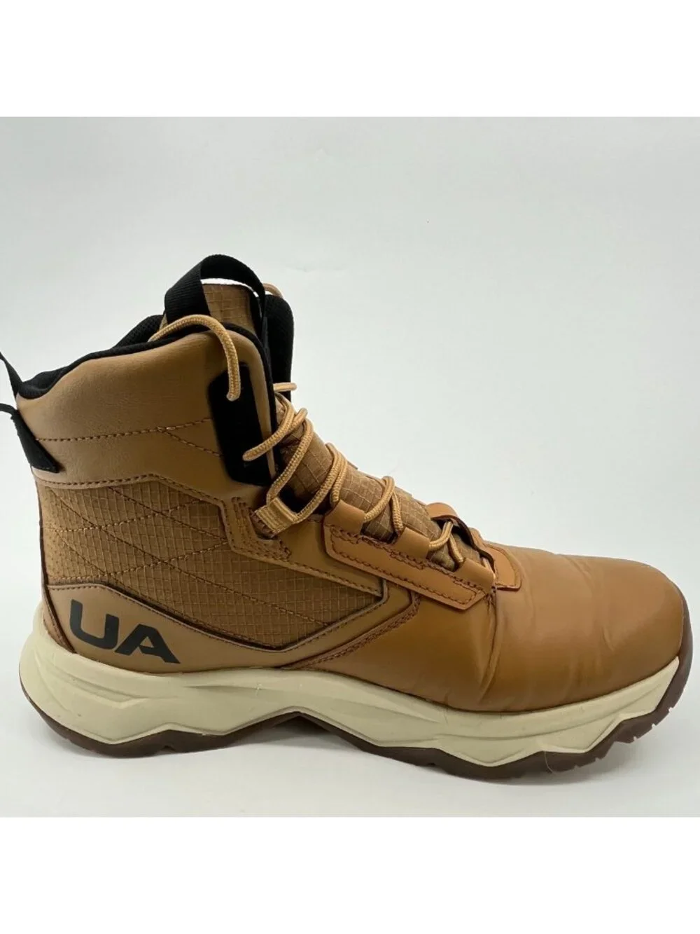 Under Armour Stellar G2 6
